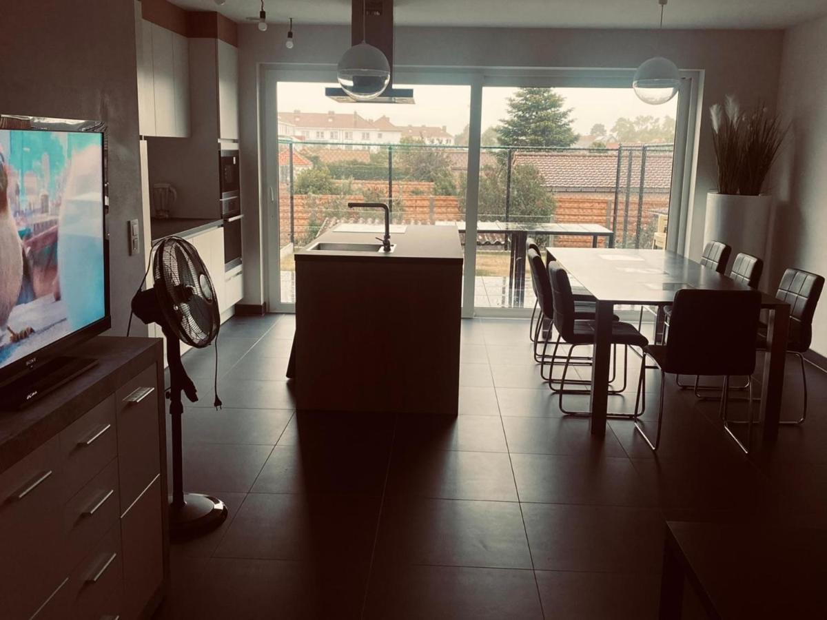 Holiday Home In De Panne Near Plopsaland Екстер'єр фото